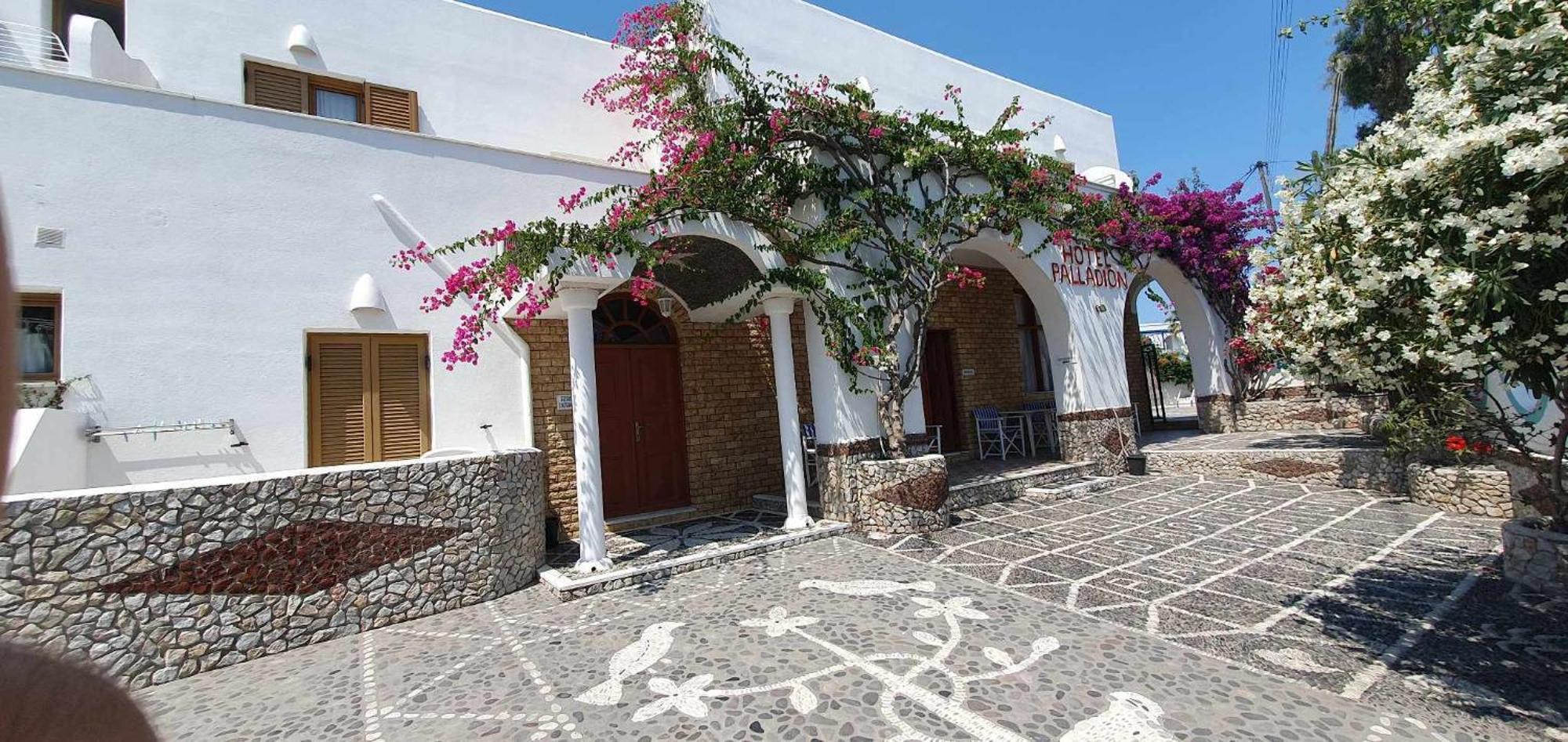 Hotel Palladion Karterados  Bagian luar foto